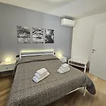 Residenza Redipuglia Free Private Parking And Air Conditioning Apartment