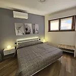 Residenza Redipuglia Free Private Parking And Air Conditioning Apartment Verbania