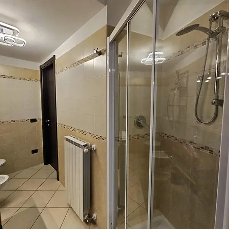 Appartement Residenza Redipuglia Free Private Parking And Air Conditioning Verbania