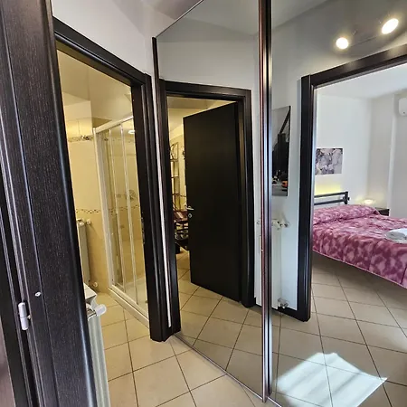 Residenza Redipuglia Free Private Parking And Air Conditioning * Verbania