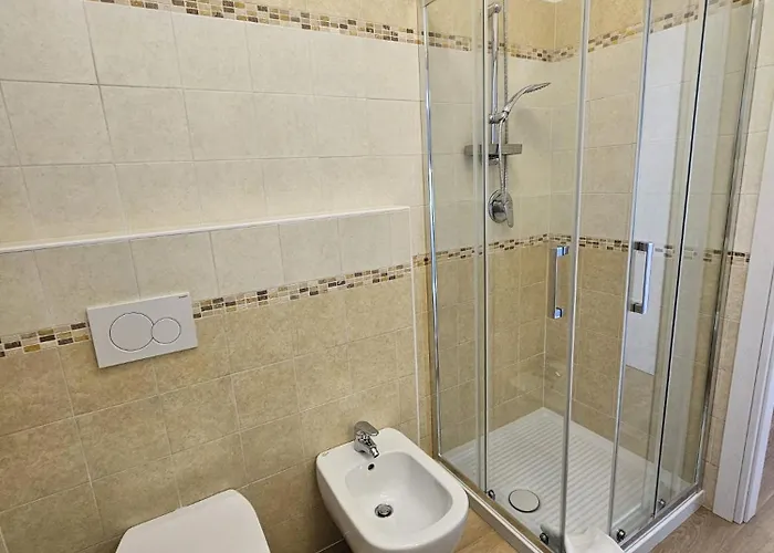 아파트 Residenza Redipuglia Free Private Parking And Air Conditioning *